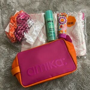Amika Satin Pillowcase, 2 full size products, bag& hair ties